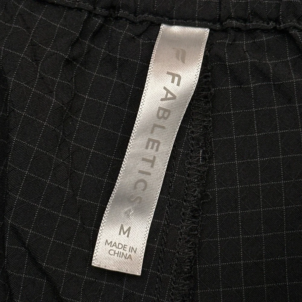 Fabletics Ripstop Cargo Joggers Womens Medium Black Windowpane Check Lightweight - Picture 2 of 8